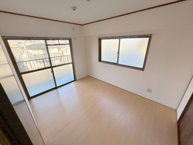 阪本ハイツの居間・リビング