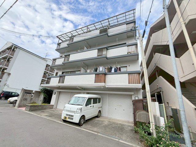 阪本ハイツの外観