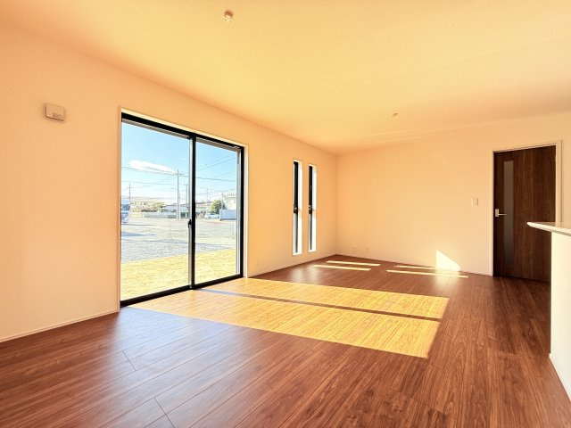 大洗町五反田3期　新築戸建　1号棟の居間・リビング