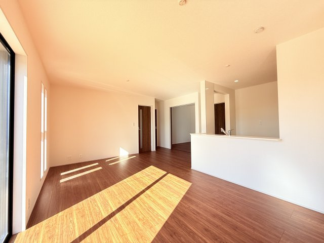 大洗町五反田3期　新築戸建　1号棟の居間・リビング