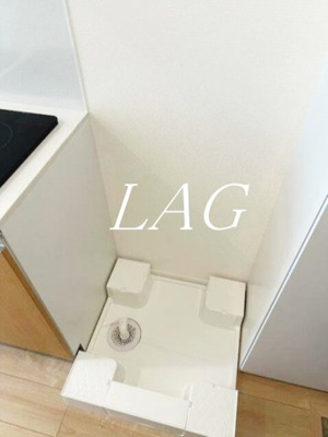 【設備】 | ＧｌａｎｚＣｕｂｅ大島 | 室内洗濯機置き場です。