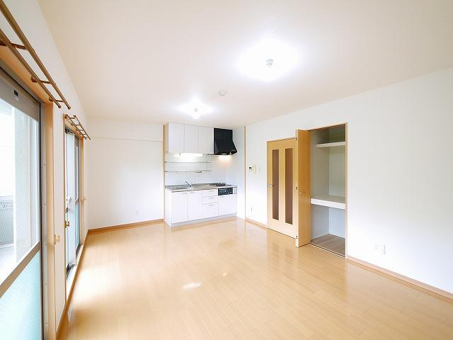 Hale学園前の居間・リビング|使いやすい居間です