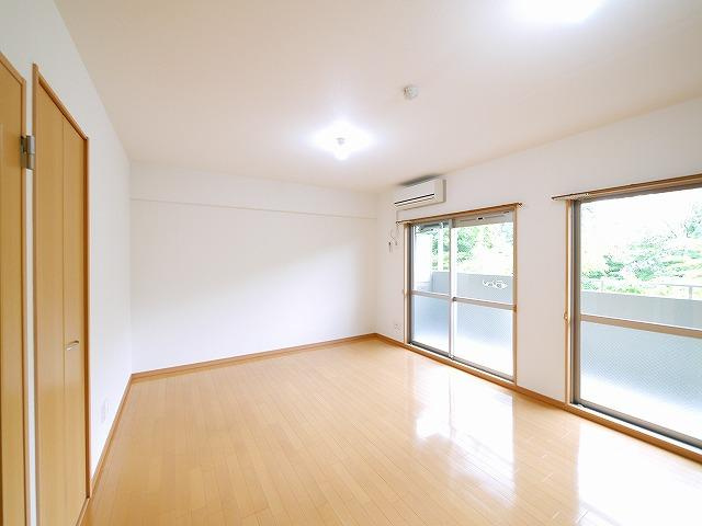 Hale学園前の居間・リビング|ゆったり過ごせるリビングです