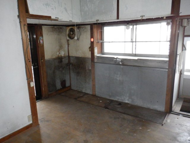 三軒町、門山邸の内装