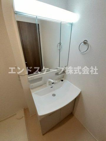 プランドール　トロワ　Ａの独立洗面台|高崎、前橋のお部屋探しはエンドスケープまで！お客様の理想お聞かせ下さい♪