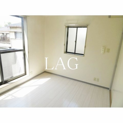 【居間・リビング】 | 東新小岩パールハイツ | 洋室のお部屋です。