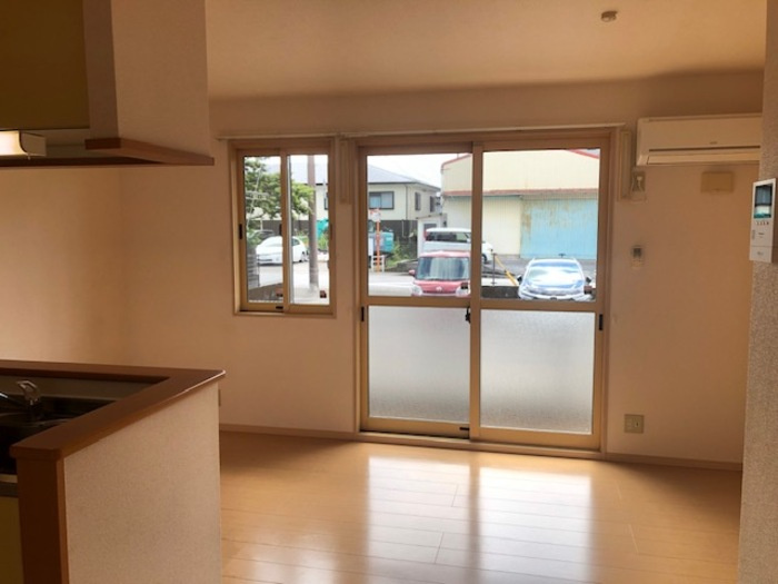 グランドソレーユ B棟の居間・リビング|居室・リビング