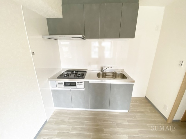 ハウスコットンテールのキッチン|キッチンです☆3口ガスコンロついてます！