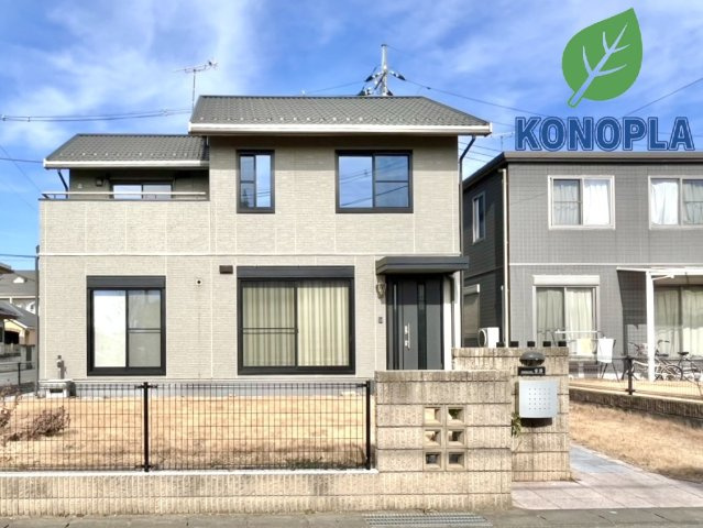 【中古戸建】伊勢崎市安堀町の外観|■外観|シンプルで洗練されたデザインは住まう人の色に染まり、個性を映し出します♪本日見学可能(*＾＾*)