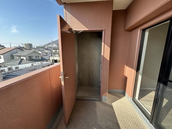 ダイアパレス草津ガーデンコートのバルコニー