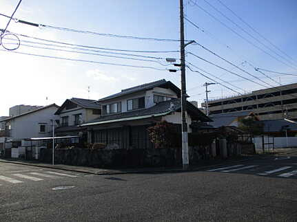 地御前1丁目の前面道路含む現地写真