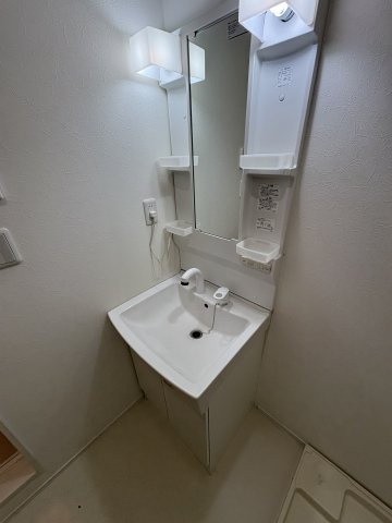 GRACIM_03（グラシムスリー）の独立洗面台