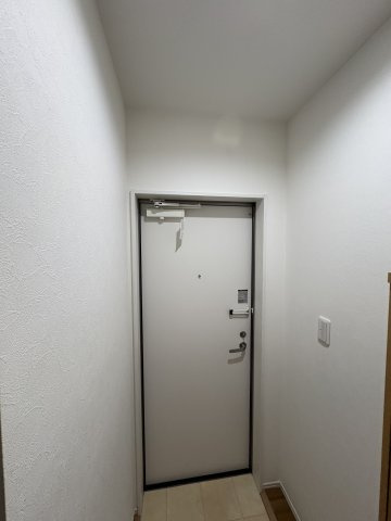 GRACIM_03（グラシムスリー）の玄関