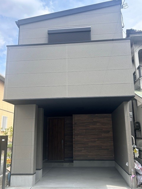 橋波東之町３の外観：施工例|外観のお色や形状はお選び頂けます。ゲストが憧れるようなお洒落な外観を一緒に選んでいきましょう♪