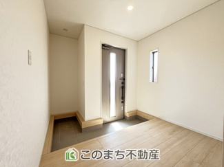 【玄関】 | CRADLEGARDEN小山市東間々田第7　3号棟