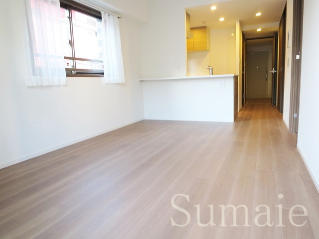 パークアクシス駒込ＨＩＬＬＴＯＰの居間・リビング|☆二面採光の明るいリビングです☆