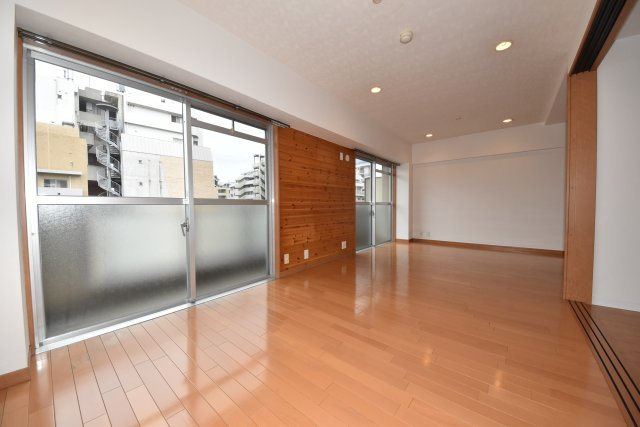 ライオンズマンション靭公園