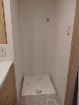 【ランドリースペース】 | グローリオ新宿夏目坂