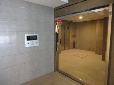 【エントランス】 | グローリオ新宿夏目坂