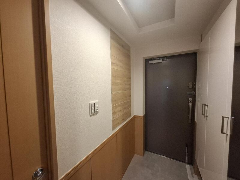 エスリード藤井寺の玄関