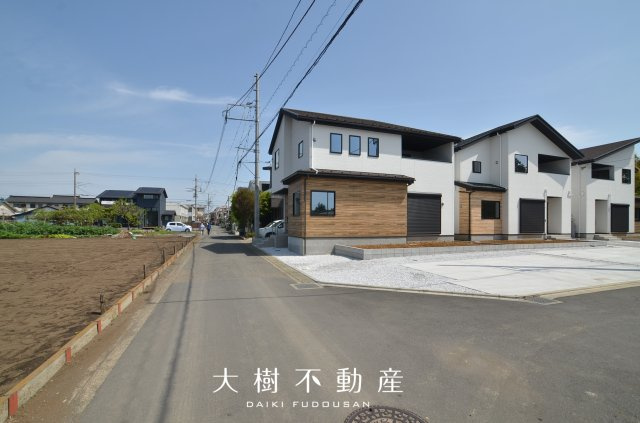 【前面道路含む現地写真】 | 綾瀬市深谷南５丁目 新築戸建て 全3棟【仲介手数料無料】