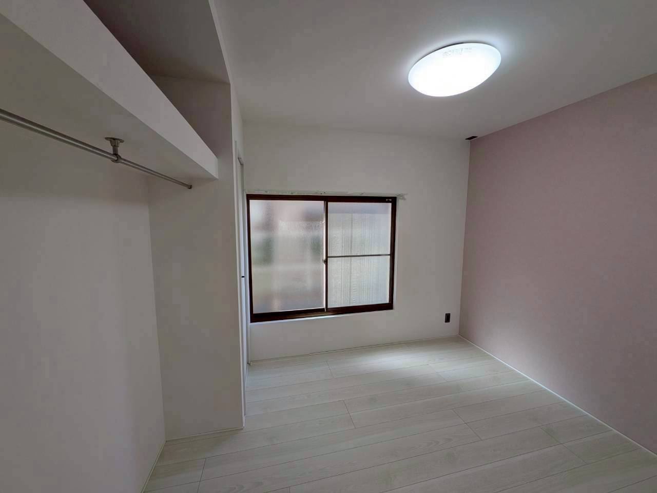 学園台ハイツの洋室