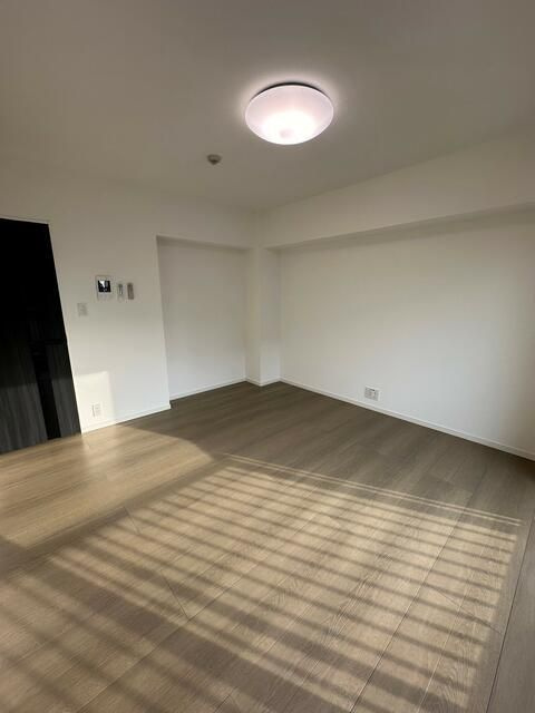 エストゥルース浅草の寝室