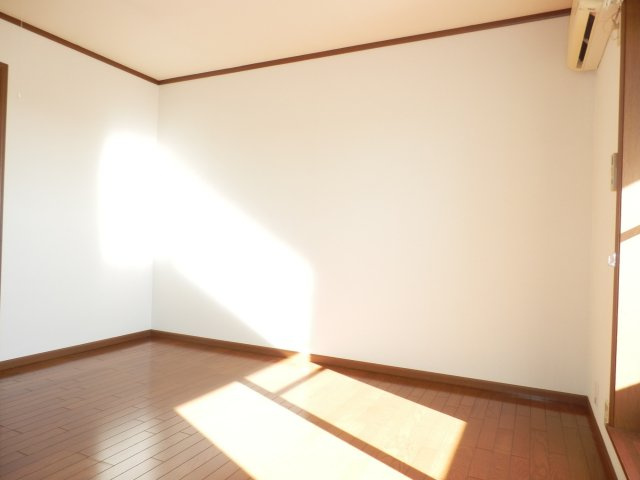 【洋室】 | ハイツ華山