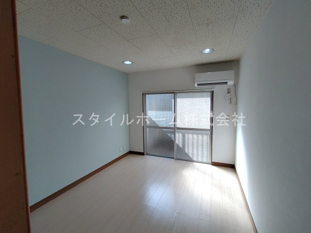 リゾートハイツ山本の居間・リビング