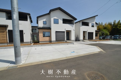 【前面道路含む現地写真】 | 綾瀬市深谷南５丁目 新築戸建て 全3棟【仲介手数料無料】 | ※令和8年3月上旬に撮影