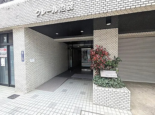 クレール池袋のエントランス