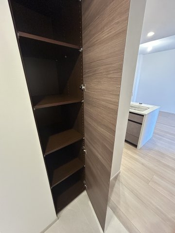 プラウドタワー平井の収納