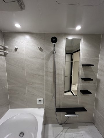 プラウドタワー平井の浴室