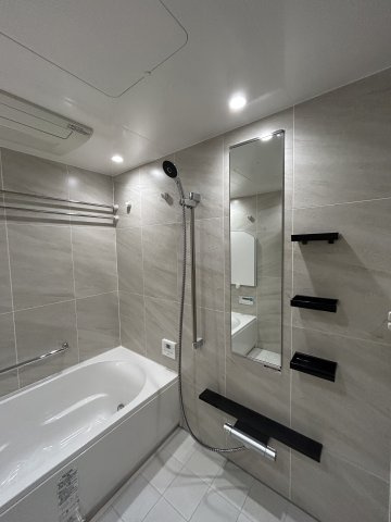 プラウドタワー平井の浴室