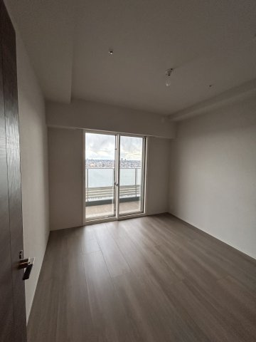 プラウドタワー平井の洋室