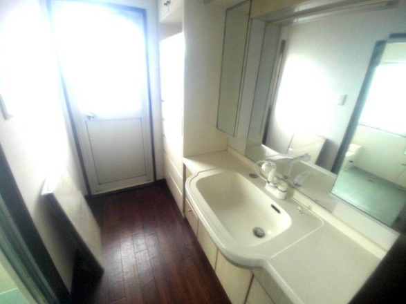 ワンダーボックス太寺の洗面所