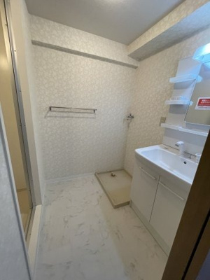 【洗面所】 | エトワール上新庄 | 広い洗面スペース