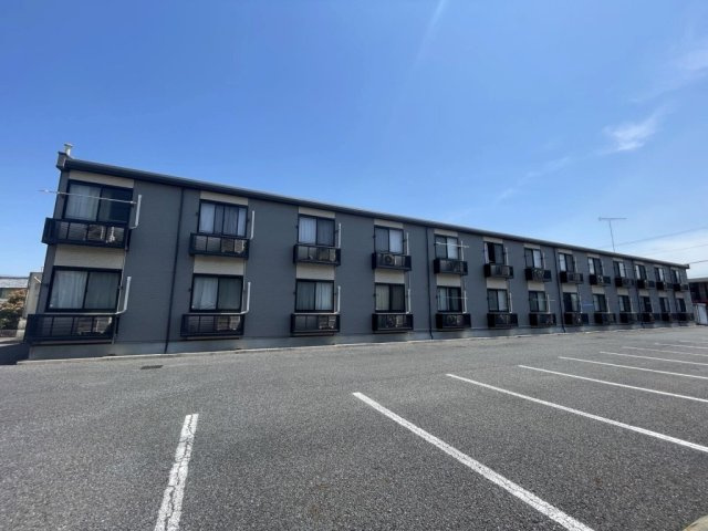 レオパレス幸手ＥａｓｔⅡの外観