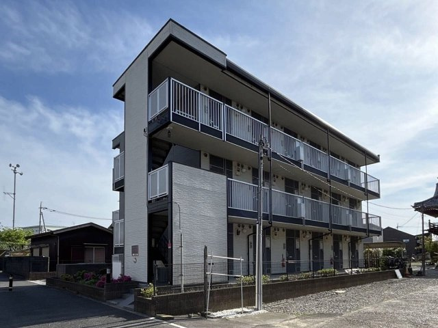 レオパレス角の外観