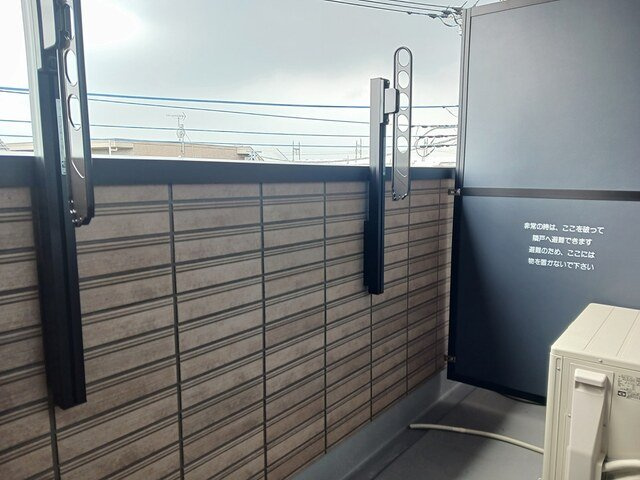 ヒカルサ久喜東のバルコニー