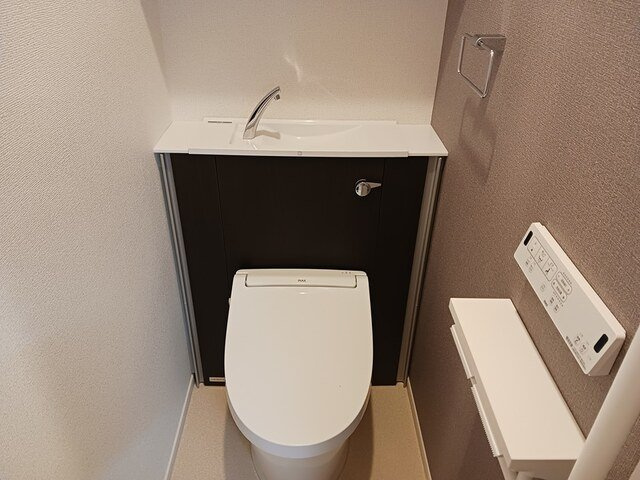 ヒカルサ久喜東のトイレ