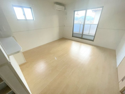 【洋室】 | ストロベリーハイツ