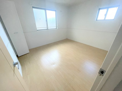 【洋室】 | ストロベリーハイツ