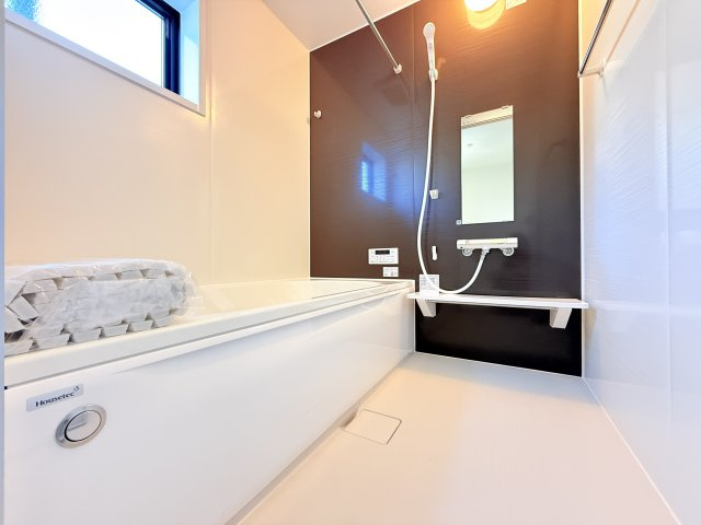 第1下妻市下妻丙　新築戸建の浴室