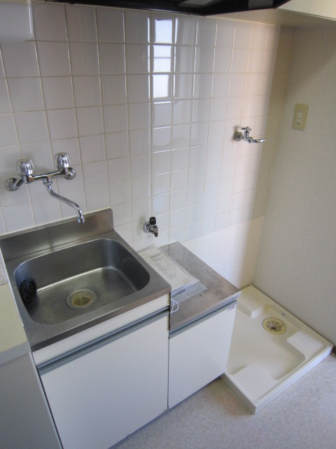 小金井市中町３丁目の賃貸マンションのキッチン