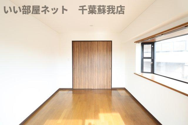 ヴェルドミールの寝室|開放的な寝室です