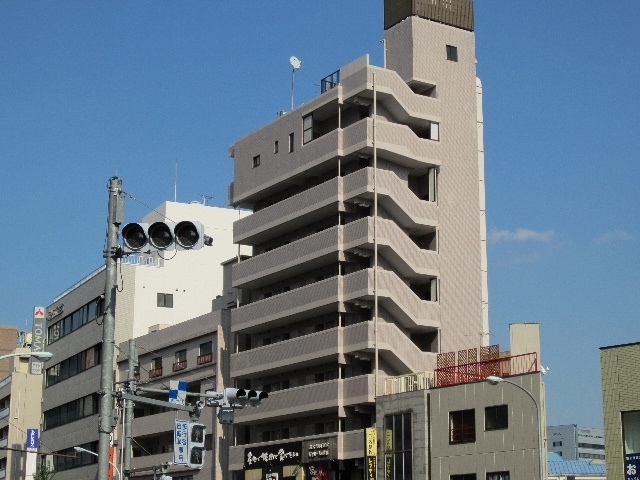 栗生ハイツの外観|南向きの陽当たり良好マンション