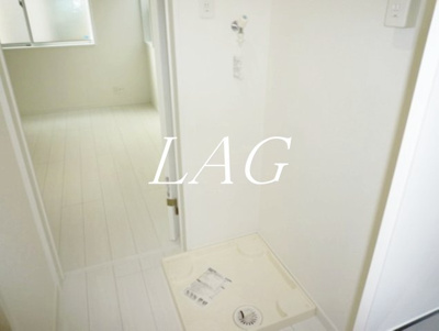 【設備】 | ラ・ポルト桜ヶ丘 | 室内洗濯機置き場です。