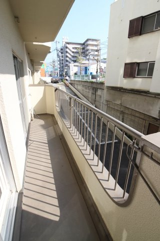 ユニ舞子のバルコニー