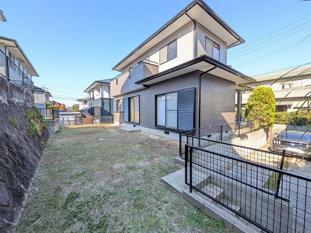 【庭】 | 星ヶ丘四丁目4番2号（C-2）